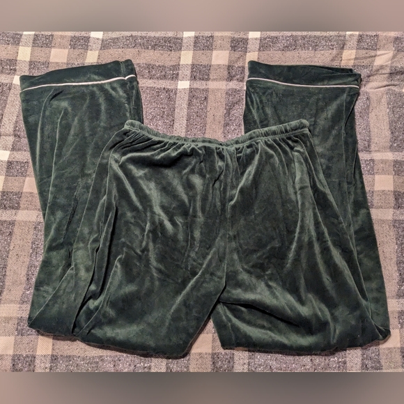 Born Emerald Green Cozy Festive Christmas Pajamas Set sz M - Picture 6 of 11